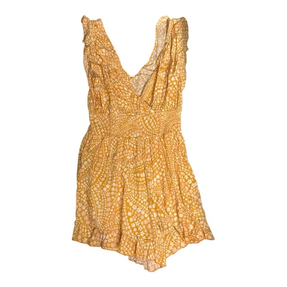 O'Neill Pants - O'Neill Yellow Floral Romper with Ruffle Sleeves Size Small NWOT